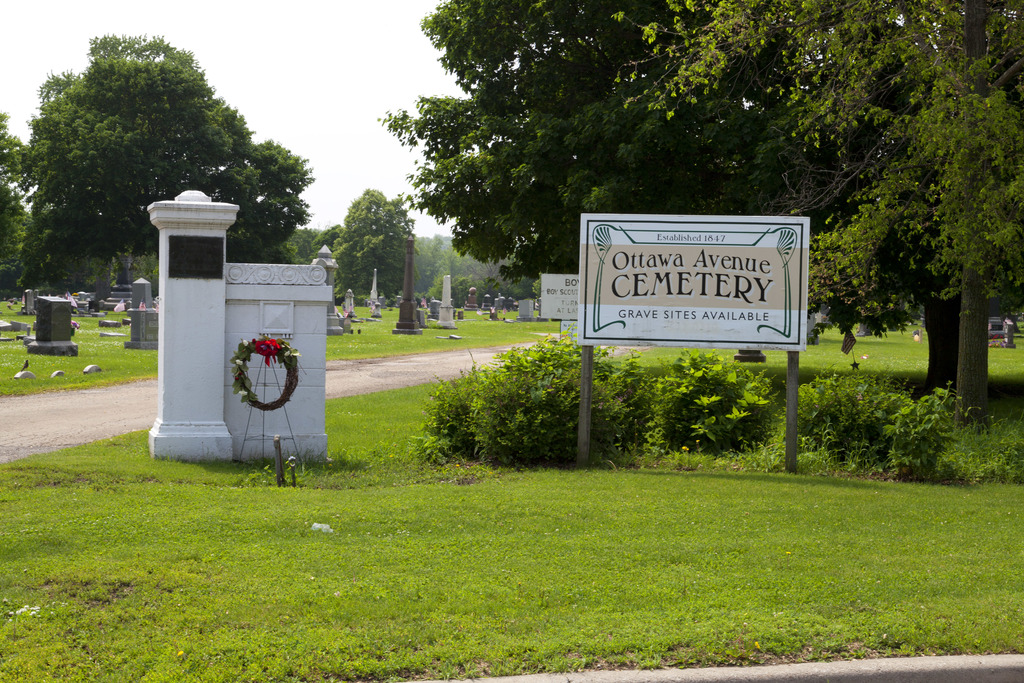 Ottawa Avenue Cemetery